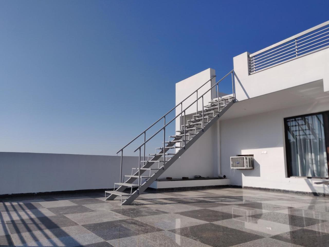 Pride Home Nayagaon Exterior photo